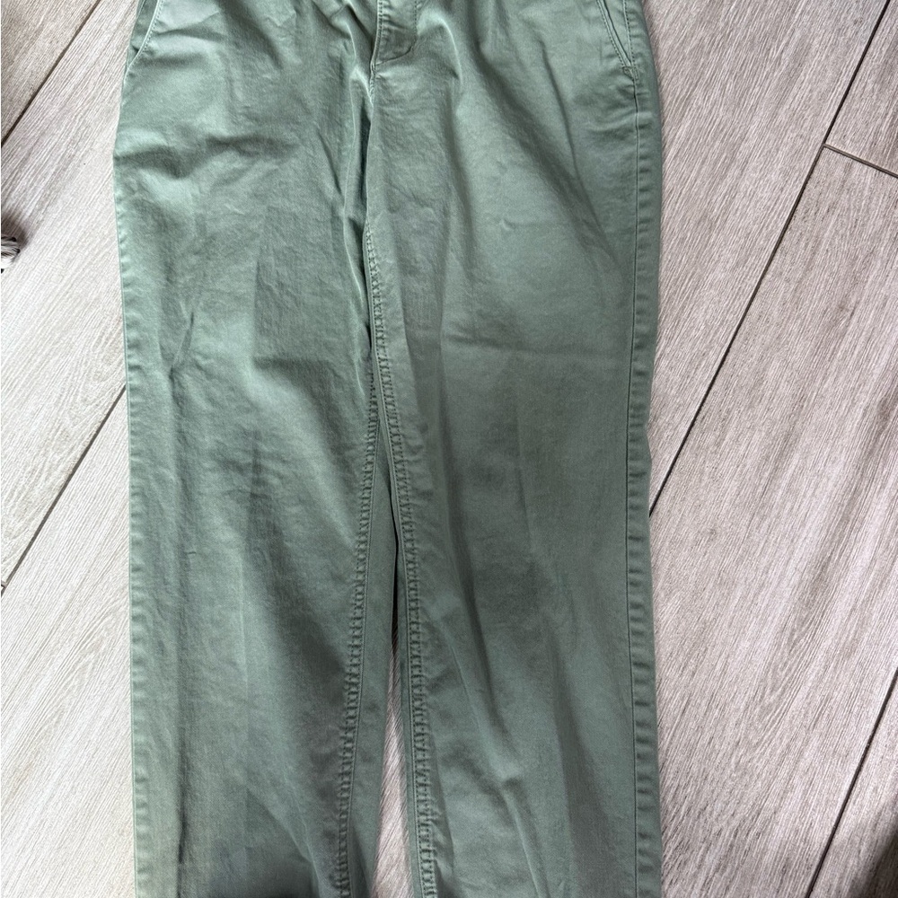 Women's chino Green Pants